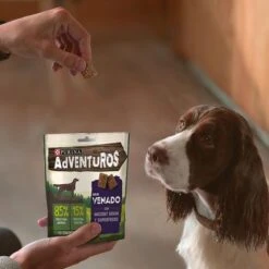 PURINA Adventuros Rico En Venado Con Granos Ancestrales 14 PURINA Adventuros Rico En Venado Con Granos Ancestrales -Productos Para Perros 142397 adventuros hundesnacks venison es 120g hs 06 9
