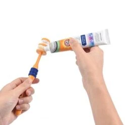 Arm & Hammer Set Higiene Dental Con Cepillo Y Pasta De Dientes Para Perros 12 Arm & Hammer Set Higiene Dental Con Cepillo Y Pasta De Dientes Para Perros -Productos Para Perros 145696 companyofanimals armandhammer zahnpflegeset zahnbuarste zahnpasta 55gr hs 05 2 1