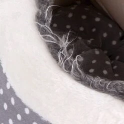 Cueva White Dots Para Mascotas -Productos Para Perros 346777 kuschelhoehle white dots 06 07 2013 3