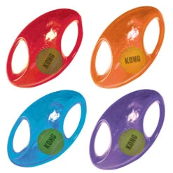 KONG Pelota Interactiva Jumbler Rugby -Productos Para Perros kong jumbler rugby 1